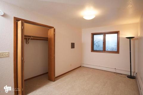 12027 Dee Ln, Eagle River, AK 99577 photo 4
