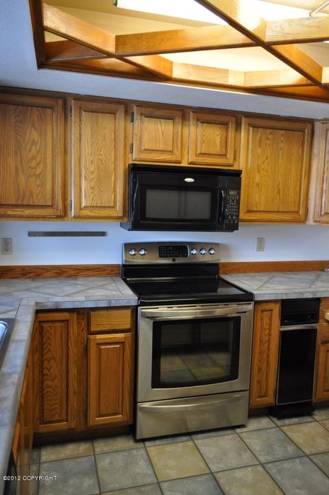 7141 Beaumont Cir, Anchorage, AK 99502 photo 10
