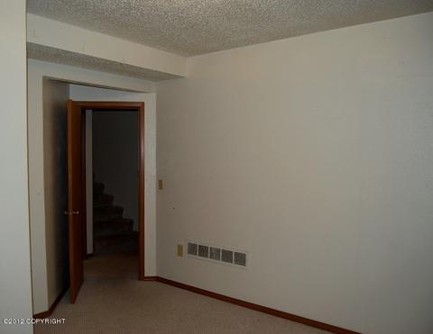 9301 Hall Cir, Eagle River, AK 99577 photo 13