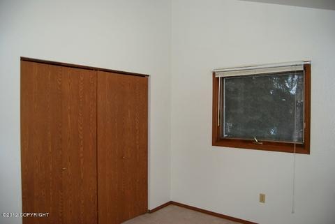 9301 Hall Cir, Eagle River, AK 99577 photo 12