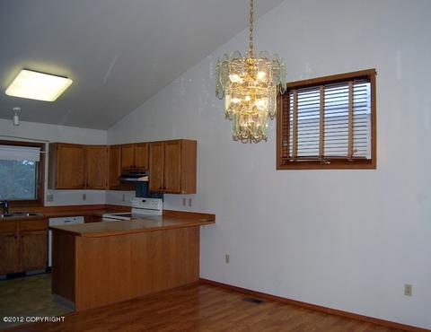 9301 Hall Cir, Eagle River, AK 99577 photo 5