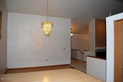 9301 Hall Cir, Eagle River, AK 99577 photo 4