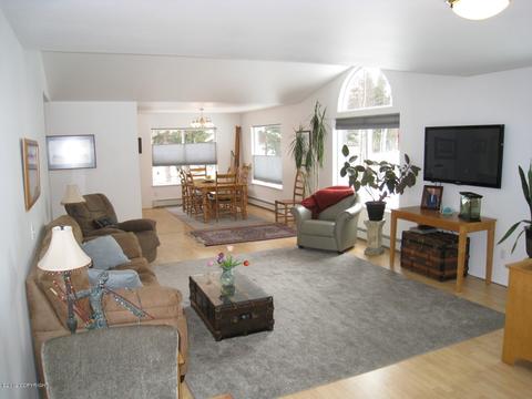 8720 Jupiter Dr, Anchorage, AK 99507 photo 4