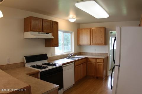 6532 E 9th Ave, Anchorage, AK 99504 photo 5