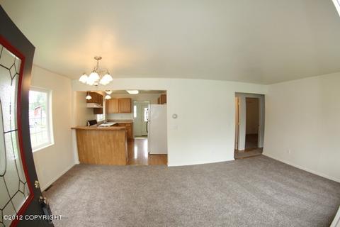 6532 E 9th Ave, Anchorage, AK 99504 photo 2