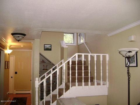 6622 Cimarron Cir, Anchorage, AK 99504 photo 9