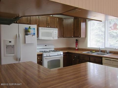 372 Park St, Anchorage, AK 99508 photo 10