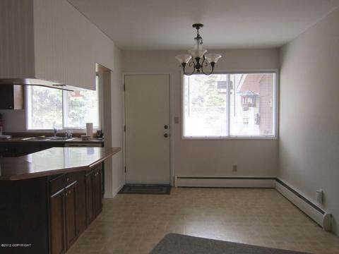 372 Park St, Anchorage, AK 99508 photo 6