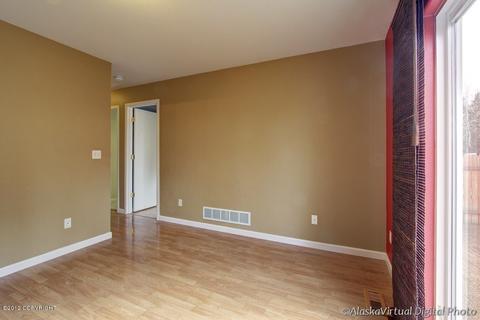 3724 Sycamore Loop, Anchorage, AK 99504 photo 11