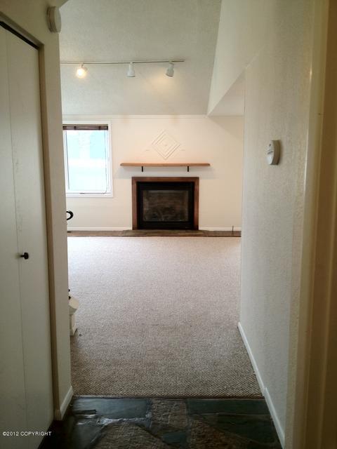 2140 Dawnlight Ct, Anchorage, AK 99501 photo 5