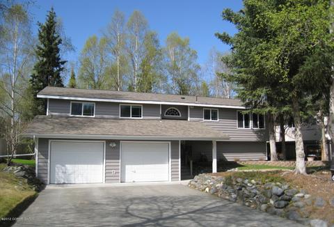 6321 Regent Dr, Anchorage, AK 99504 photo 2