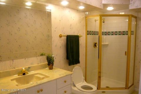 7884 Highlander Dr, Anchorage, AK 99518 photo 14