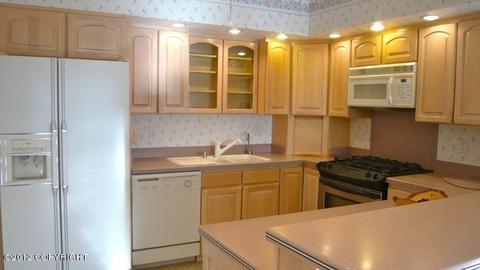 7884 Highlander Dr, Anchorage, AK 99518 photo 9