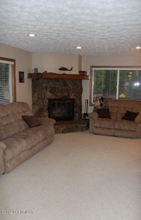 18549 Neumann Cir, Eagle River, AK 99577 photo 7