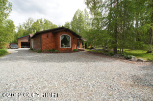 22307 Davidson Dr, Chugiak, AK 99567 photo 3