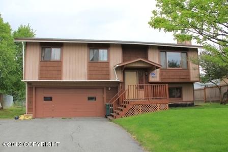 7421 Wade Cir, Anchorage, AK 99518 photo 1