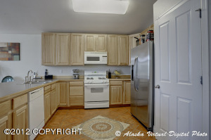 6520 E 9th Ave # 1, Anchorage, AK 99504 photo 4