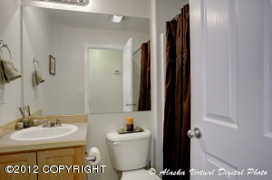 6520 E 9th Ave # 1, Anchorage, AK 99504 photo 9
