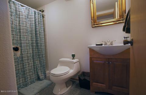 2420 E 48th Ave, Anchorage, AK 99507 photo 34