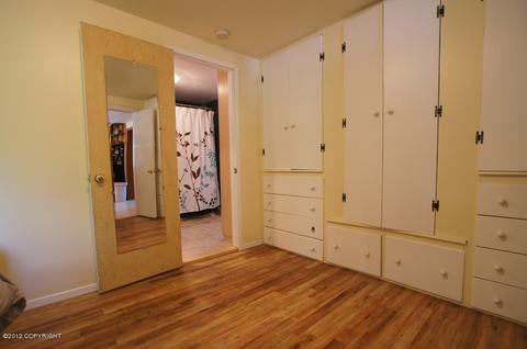 2420 E 48th Ave, Anchorage, AK 99507 photo 13