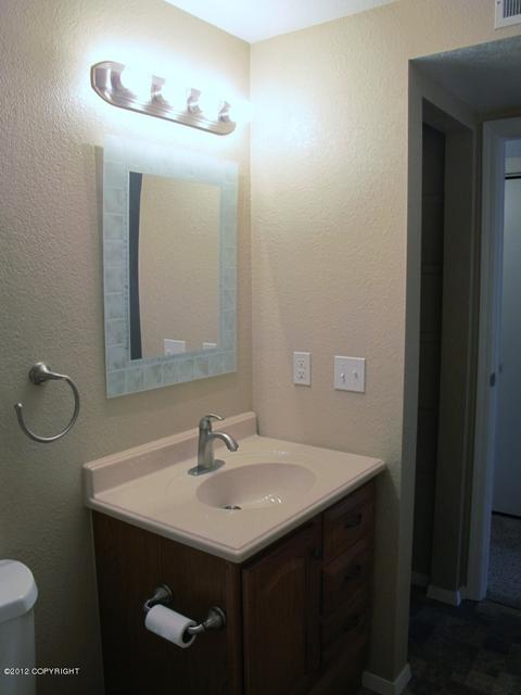 3720 E 65th Ave, Anchorage, AK 99507 photo 13