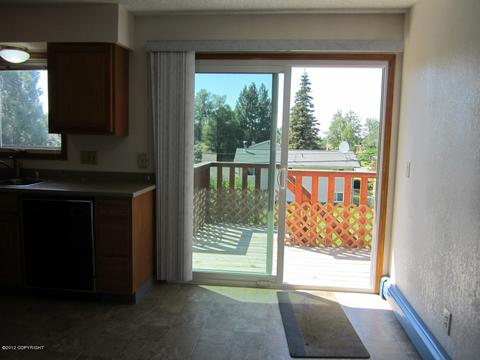 450 Fredricks Dr, Anchorage, AK 99504 photo 4