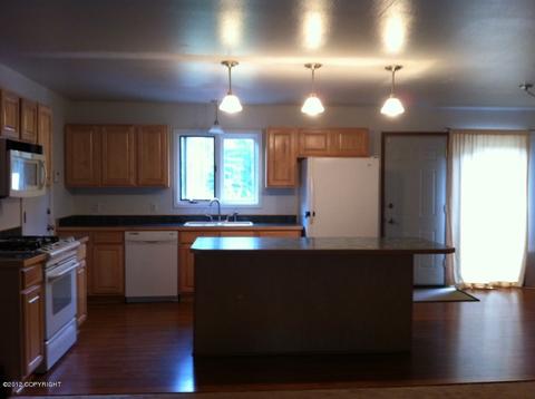 1040 Leatherleaf Loop, Wasilla, AK 99654 photo 2