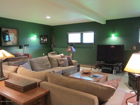 20707 Lucas Ave, Eagle River, AK 99577 photo 9