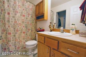 8925 Birch Park Cir, Eagle River, AK 99577 photo 14