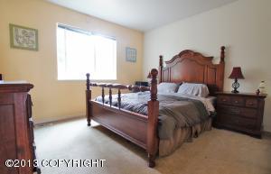 8925 Birch Park Cir, Eagle River, AK 99577 photo 4