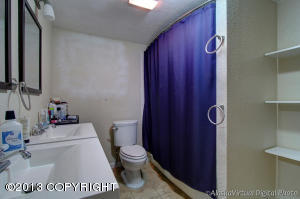 945 E 9th Ave, Anchorage, AK 99501 photo 19