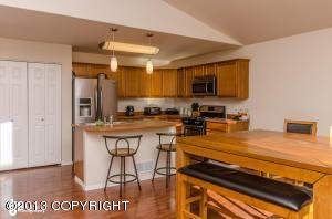 9190 Eagle River Ln, Eagle River, AK 99577 photo 6