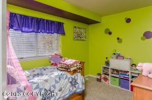 9190 Eagle River Ln, Eagle River, AK 99577 photo 16