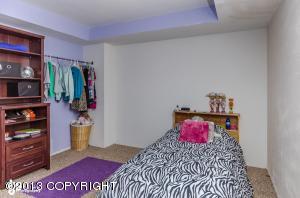 9190 Eagle River Ln, Eagle River, AK 99577 photo 14