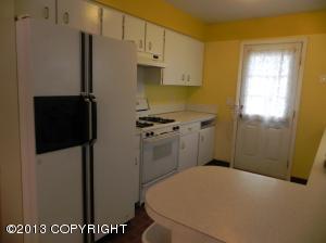 520 E 46th Pl, Anchorage, AK 99503 photo 9
