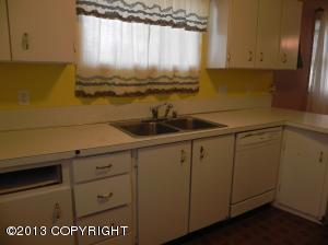 520 E 46th Pl, Anchorage, AK 99503 photo 10