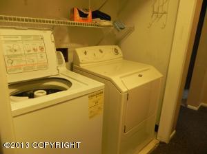 520 E 46th Pl, Anchorage, AK 99503 photo 12
