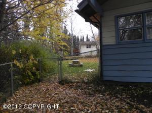520 E 46th Pl, Anchorage, AK 99503 photo 2