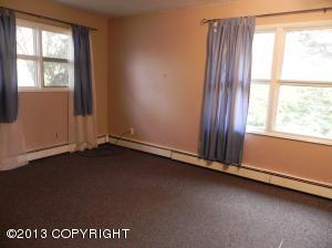 520 E 46th Pl, Anchorage, AK 99503 photo 3