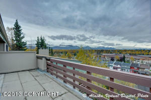 1220 E 16th Ave # 12, Anchorage, AK 99501 photo 1