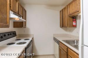 1405 W 27th Ave # 403, Anchorage, AK 99503 photo 4