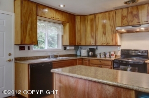6321 E 8th Ave, Anchorage, AK 99504 photo 10