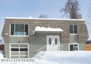 7281 E 22nd Ave, Anchorage, AK 99504 photo 1