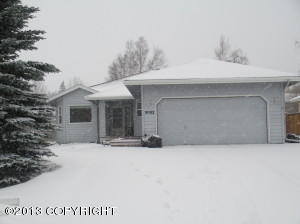 9502 Kavik St, Anchorage, AK 99502 photo 1