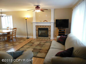7441 Nathan Dr, Anchorage, AK 99518 photo 5
