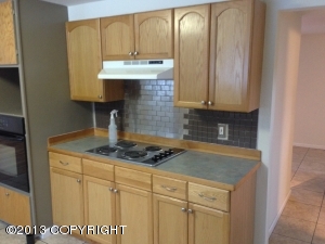426 Patsy St, Anchorage, AK 99504 photo 8
