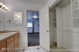 2005 Parkview Cir, Anchorage, AK 99501 photo 17