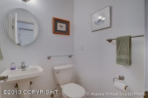 2005 Parkview Cir, Anchorage, AK 99501 photo 14