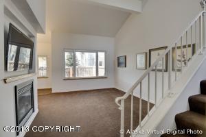 2005 Parkview Cir, Anchorage, AK 99501 photo 7