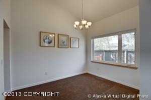 2005 Parkview Cir, Anchorage, AK 99501 photo 10